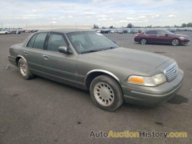 FORD CROWN VIC LX, 2FAFP74W31X141909