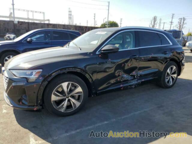 AUDI Q8 E-TRON PREMIUM PLUS, WA15AAGE7RB004262