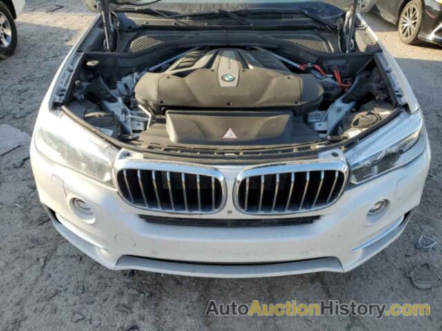 BMW X5 XDRIVE50I, 5UXKR6C58E0C02425