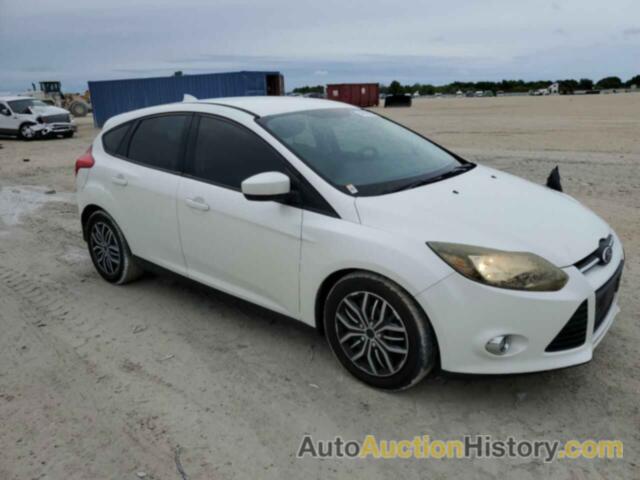 FORD FOCUS SE, 1FAHP3K25CL387720