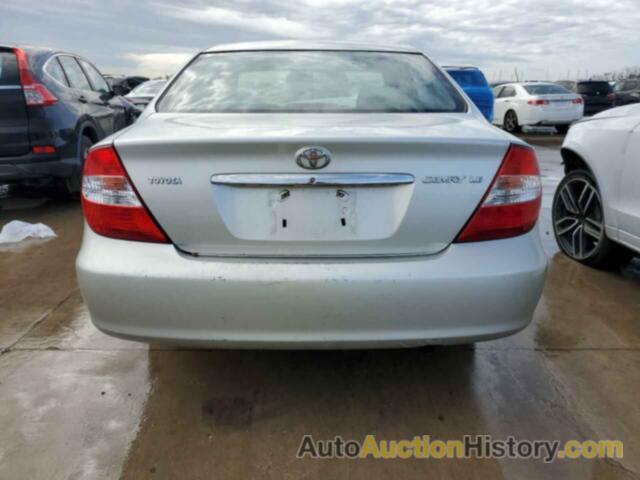 TOYOTA CAMRY LE, JTDBE32K520105629