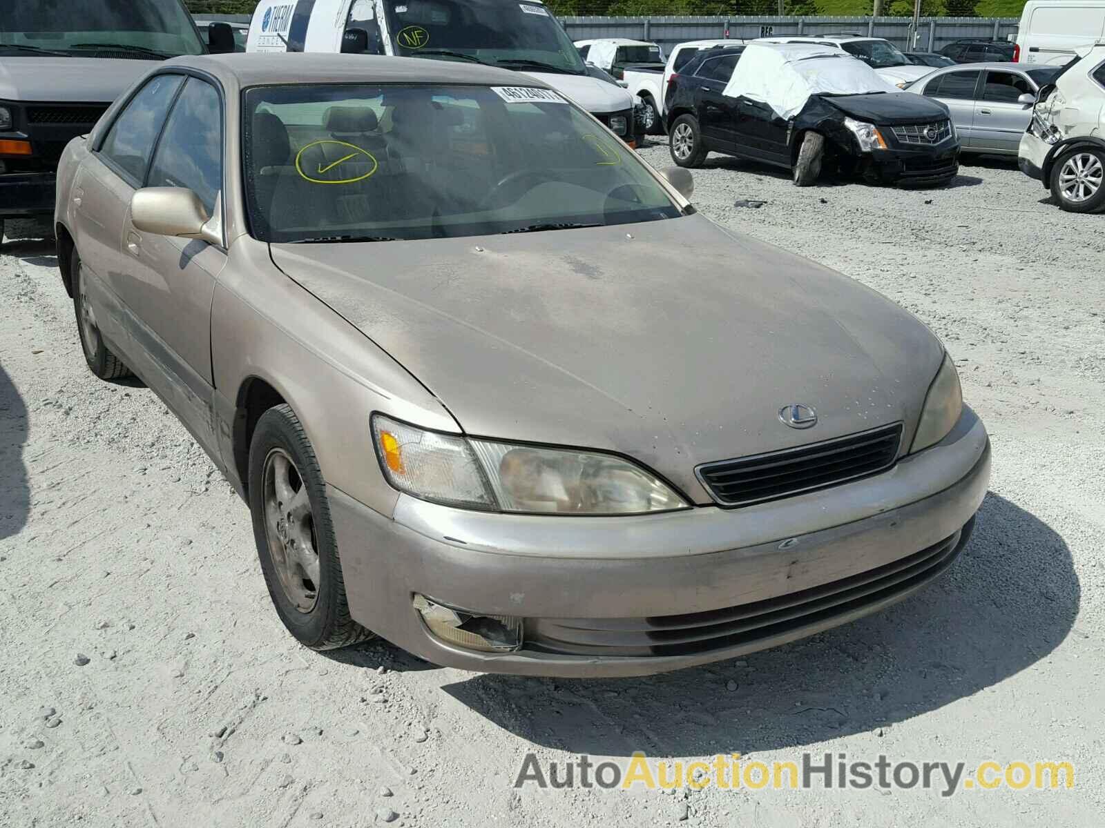 1998 LEXUS ES 300, JT8BF28G7W0144513