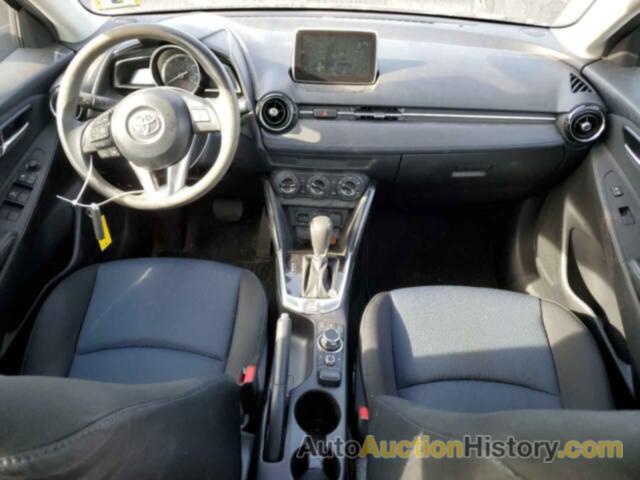 TOYOTA YARIS, 3MYDLBYVXHY157493