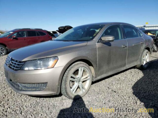 VOLKSWAGEN PASSAT SE, 1VWBV7A34FC032501