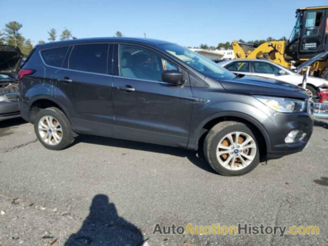 FORD ESCAPE SE, 1FMCU9GD1KUA03771