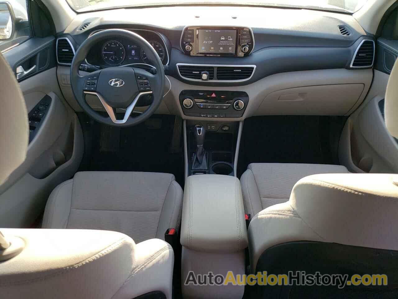 HYUNDAI TUCSON SE, KM8J2CA42KU004740