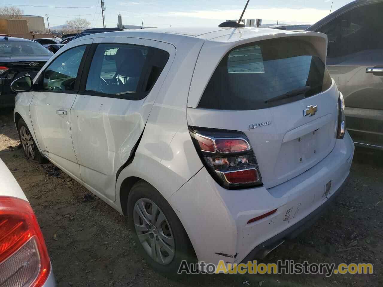 CHEVROLET SONIC, 1G1JG6SH2J4132945