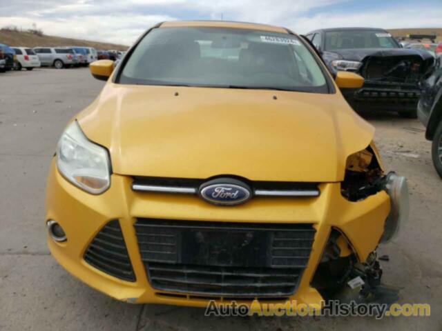 FORD FOCUS SE, 1FAHP3K21CL386192