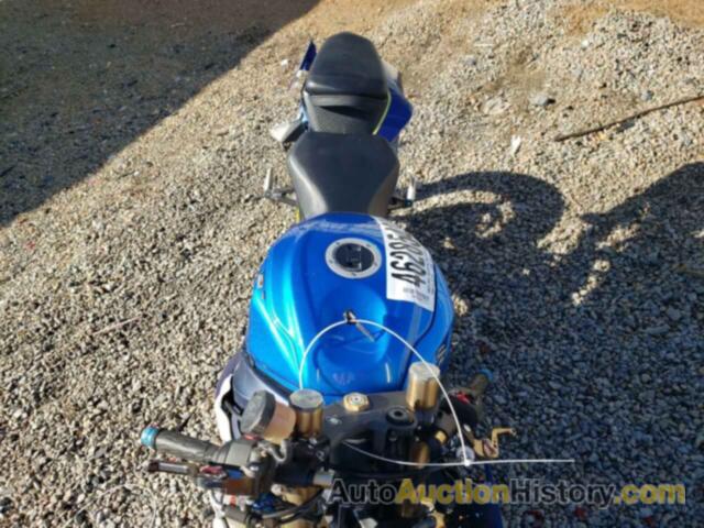 SUZUKI GSX750, JS1GR7MA3B2100613