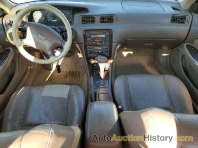 TOYOTA CAMRY LE, 4T1BF28K4YU096367