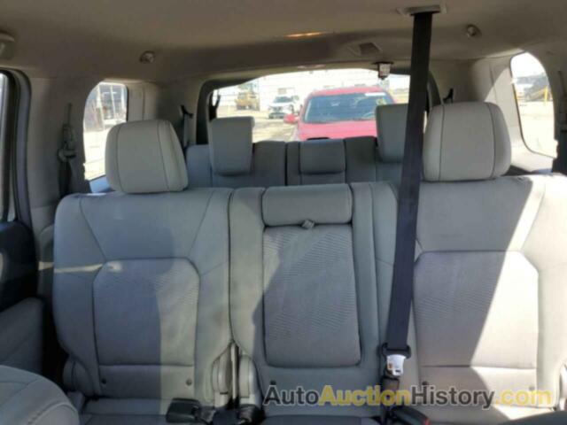 HONDA PILOT LX, 5FNYF3H29CB043864