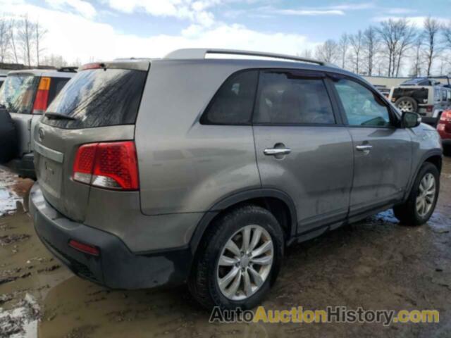 KIA SORENTO BASE, 5XYKTDA2XBG065460