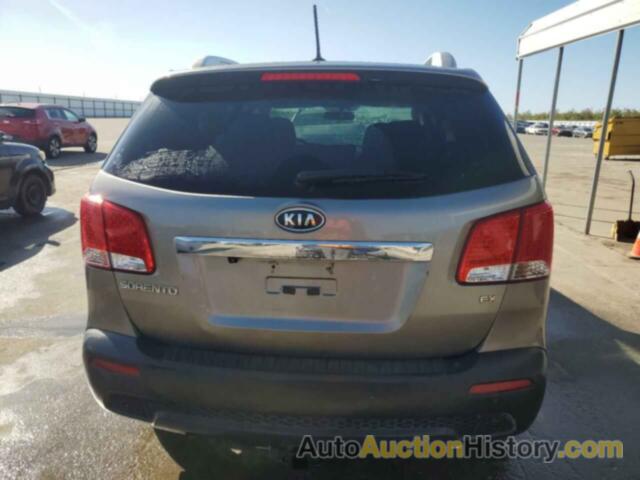 KIA SORENTO EX, 5XYKUCA66CG215558