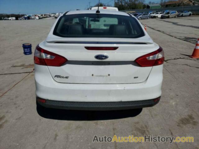 FORD FOCUS SE, 1FADP3F26EL225722