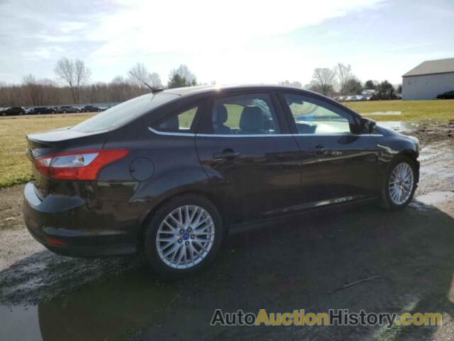 FORD FOCUS SEL, 1FAHP3H26CL393159