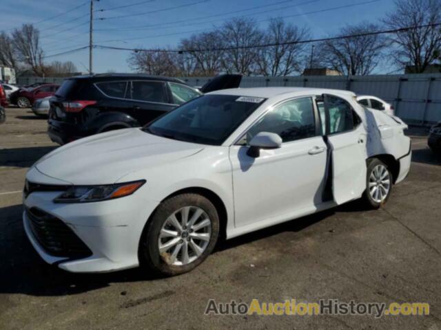 TOYOTA CAMRY L, 4T1B11HK8JU118711