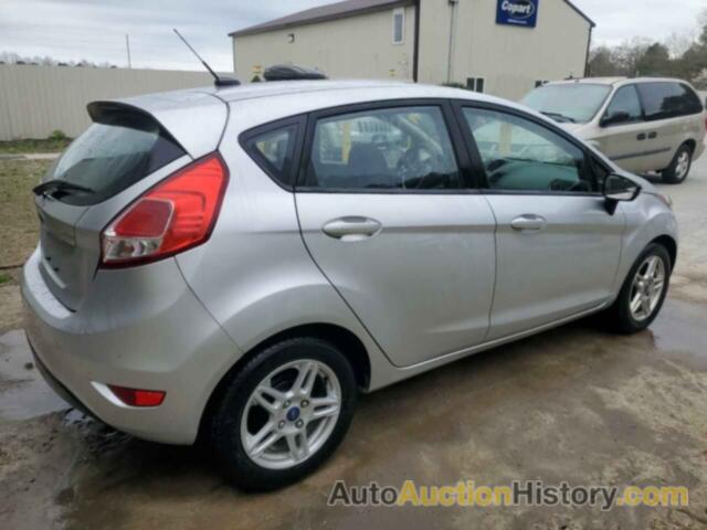 FORD FIESTA SE, 3FADP4EJ2JM105715