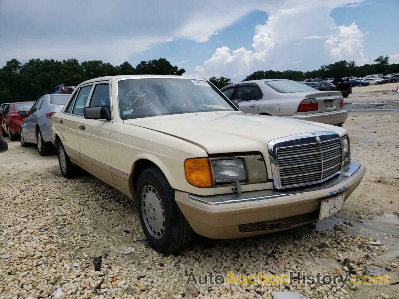 1989 MERCEDES-BENZ 420-CLASS SEL, WDBCA35E4KA450441