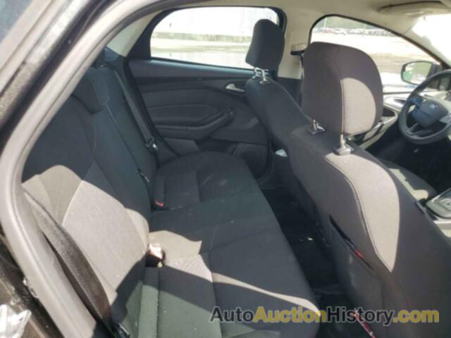 FORD FOCUS SE, 1FADP3F22FL209132