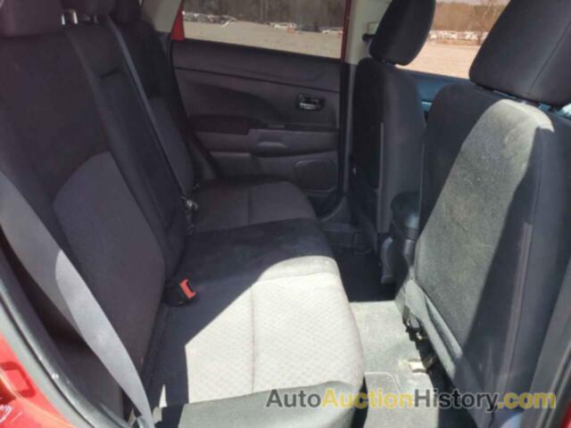 MITSUBISHI OUTLANDER ES, JA4AP3AU6KU025428