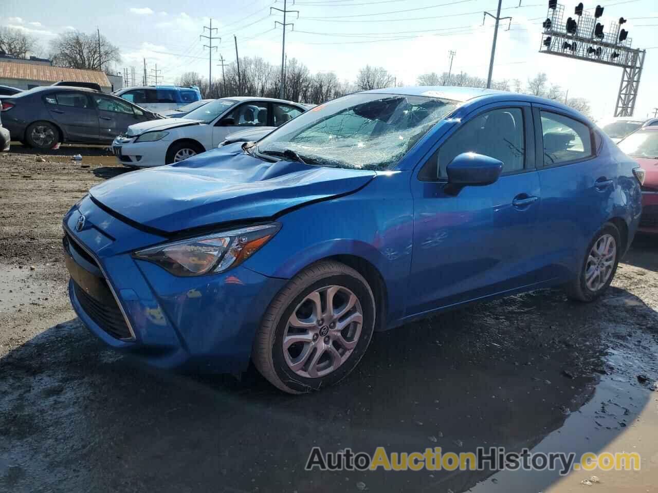 TOYOTA YARIS, 3MYDLBYV8JY314508