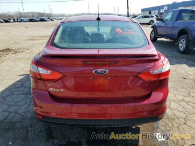 FORD FOCUS TITANIUM, 1FADP3J21EL207166