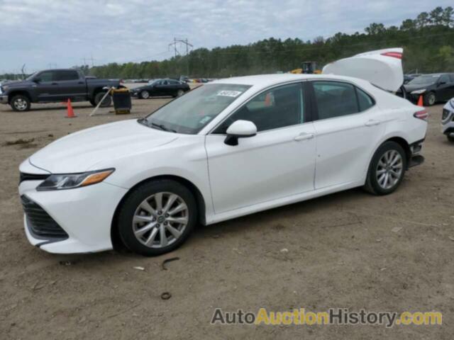 TOYOTA CAMRY LE, 4T1C11AK3LU343622