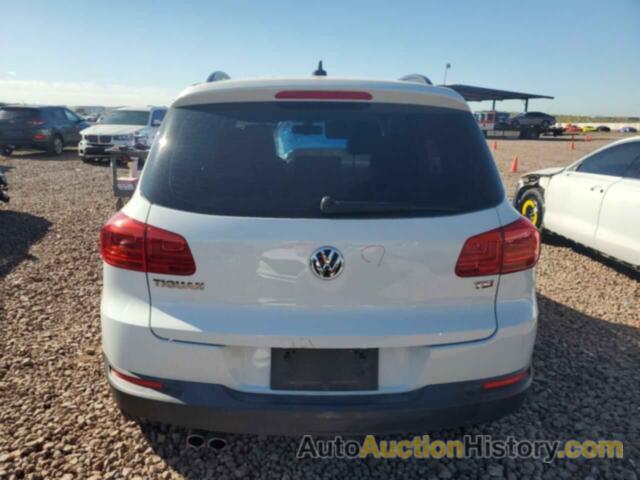 VOLKSWAGEN TIGUAN S, WVGAV7AX7HK017643