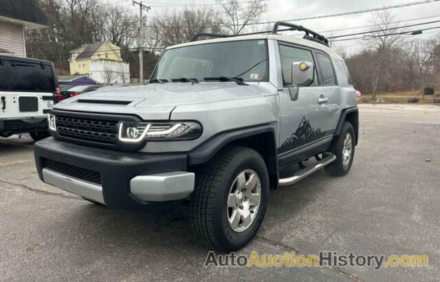 TOYOTA FJ CRUISER, JTEBU11FX70088695