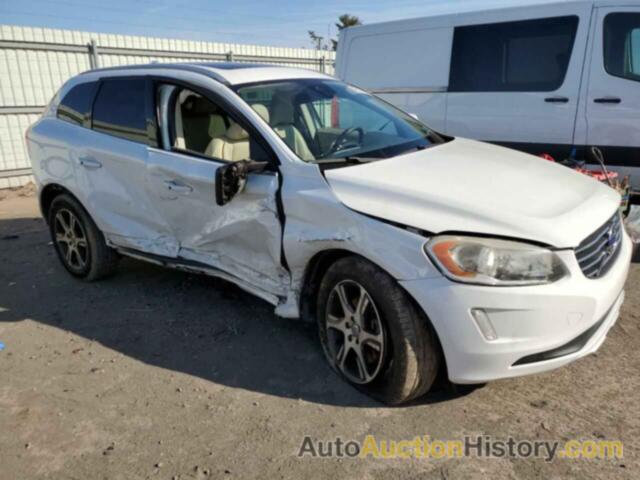 VOLVO XC60 T6 PREMIER, YV4902RB9F2585582