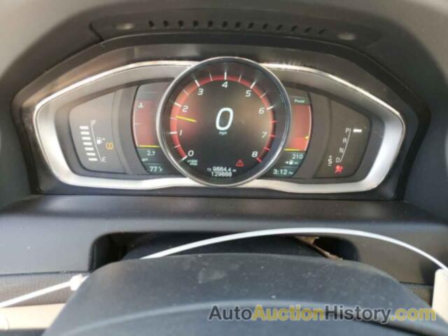 VOLVO XC60 T6 PREMIER, YV4902RB9F2585582