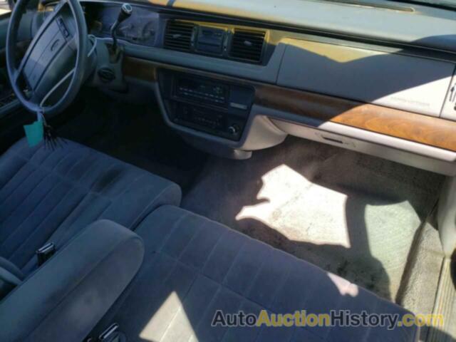 FORD CROWN VIC, 2FALP73W9RX209520