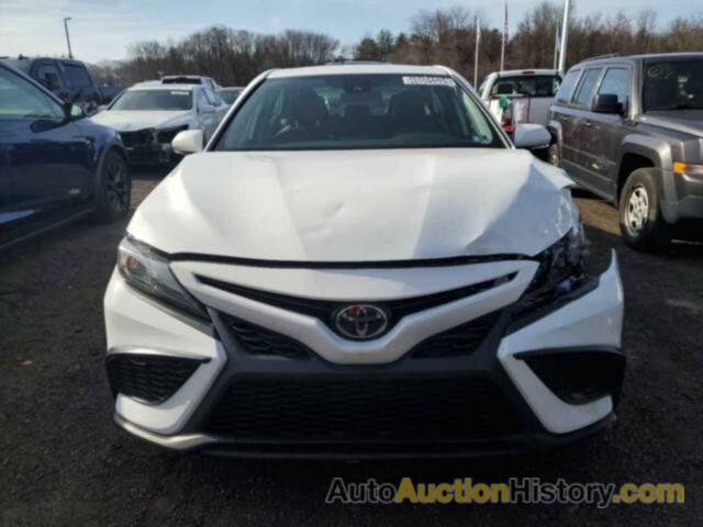 TOYOTA CAMRY SE, 4T1G11AK7NU678399