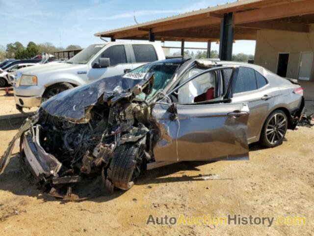 TOYOTA CAMRY XSE, 4T1B61HK6JU135699