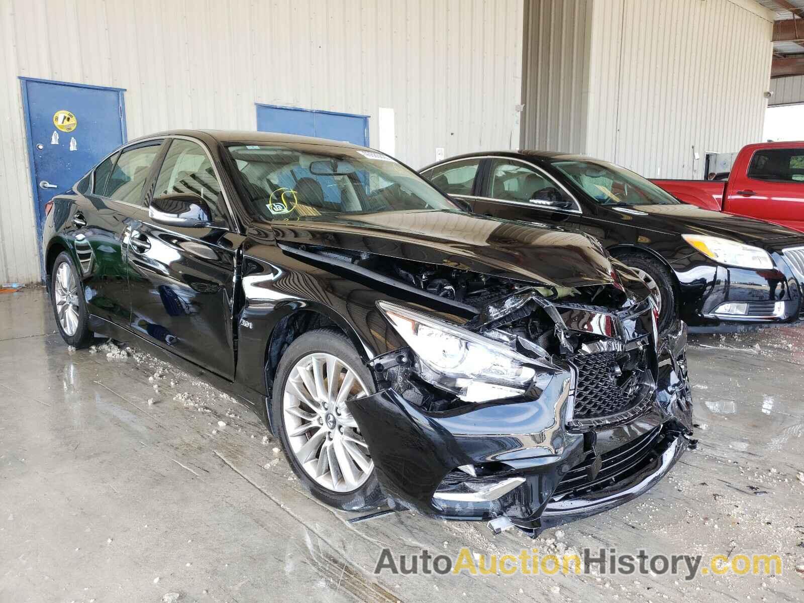 2018 INFINITI Q50 LUXE, JN1EV7AP9JM361851