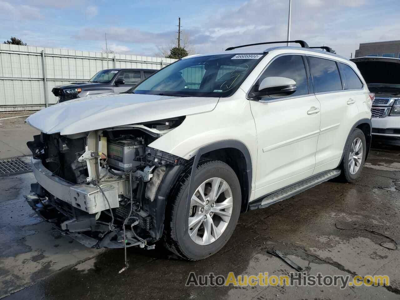 TOYOTA HIGHLANDER XLE, 5TDJKRFH3FS212347