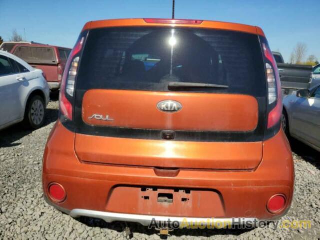 KIA SOUL +, KNDJP3A5XJ7572102