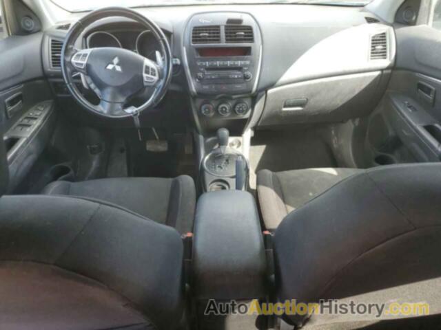 MITSUBISHI OUTLANDER ES, 4A4AP3AUXDE018462