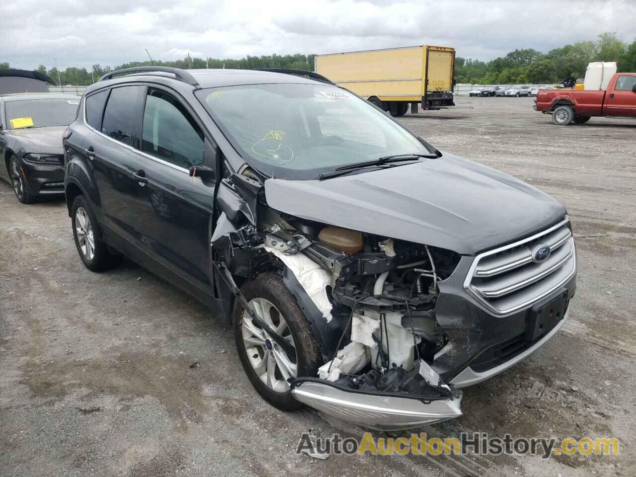 2017 FORD ESCAPE SE, 1FMCU9G99HUD44114