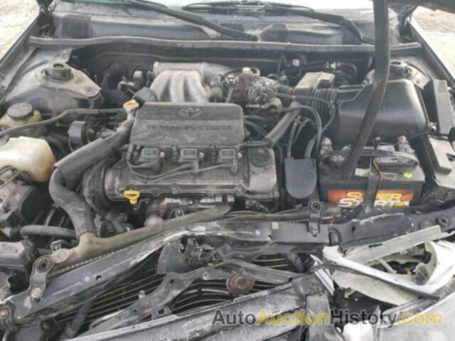 TOYOTA CAMRY LE, JT2BF28K4W0103528