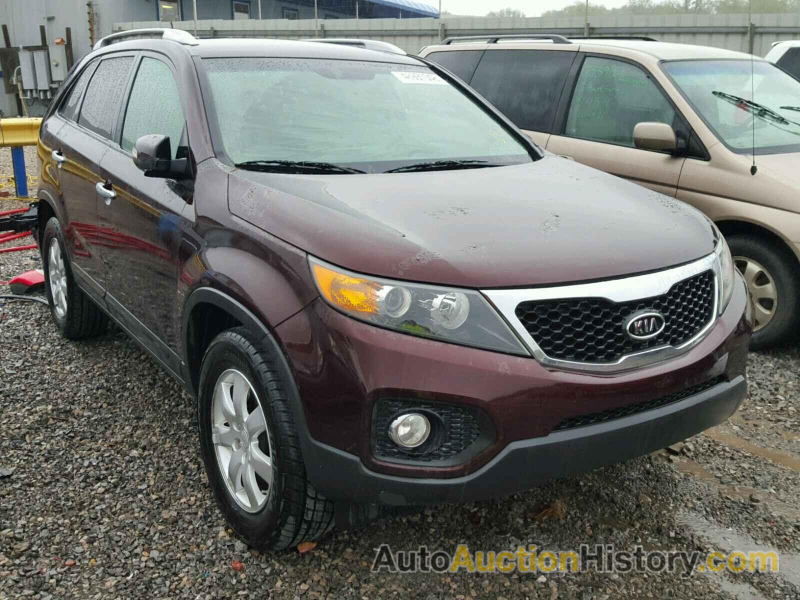 2011 KIA SORENTO BASE, 5XYKT3A18BG044334