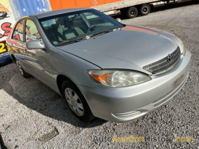 TOYOTA CAMRY LE, 4T1BE32K43U161177