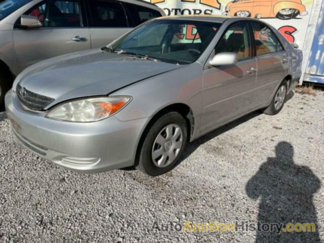 TOYOTA CAMRY LE, 4T1BE32K43U161177