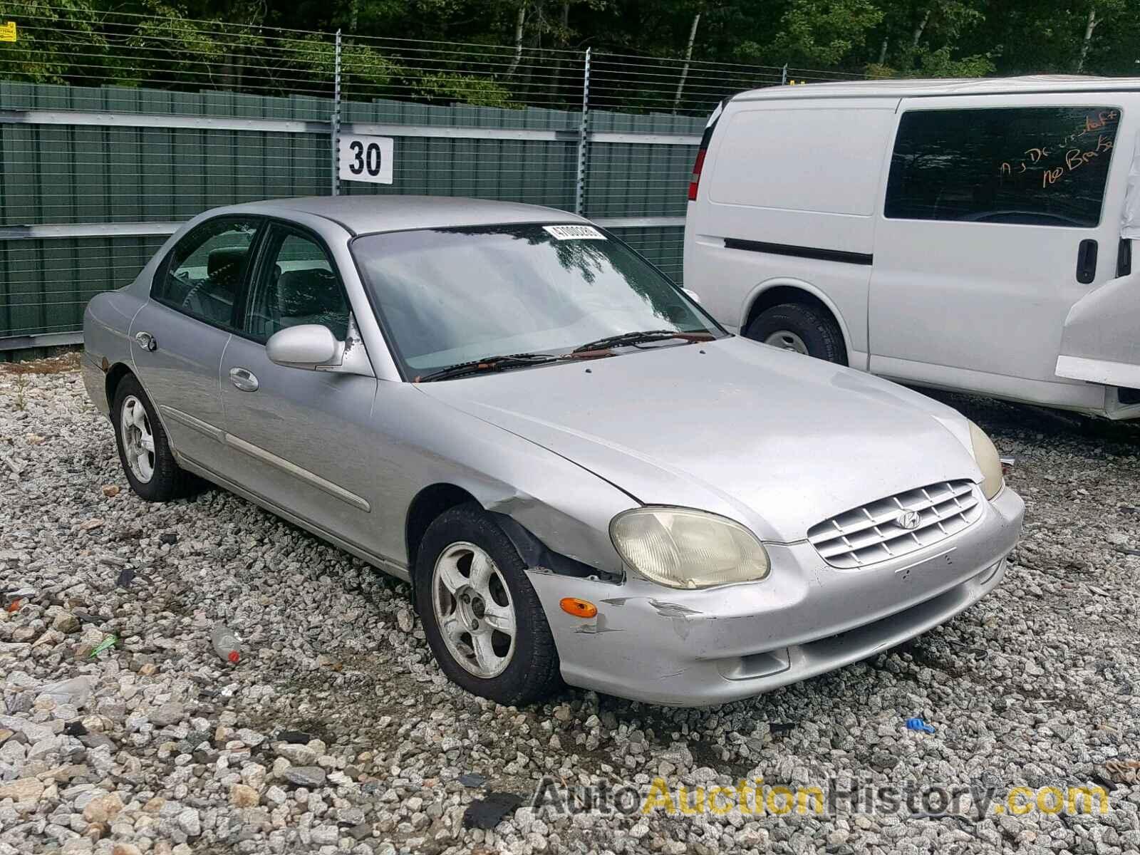 2001 HYUNDAI SONATA GL, KMHWF25S31A411592