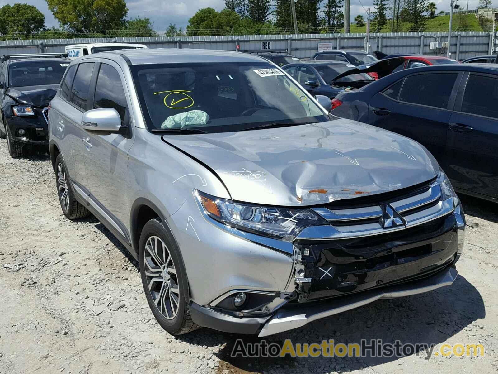 2018 MITSUBISHI OUTLANDER SE, JA4AD3A32JJ001983