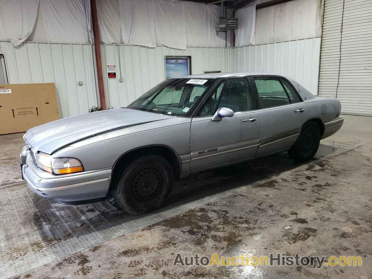 BUICK PARK AVE, 1G4CW52K9TH638739