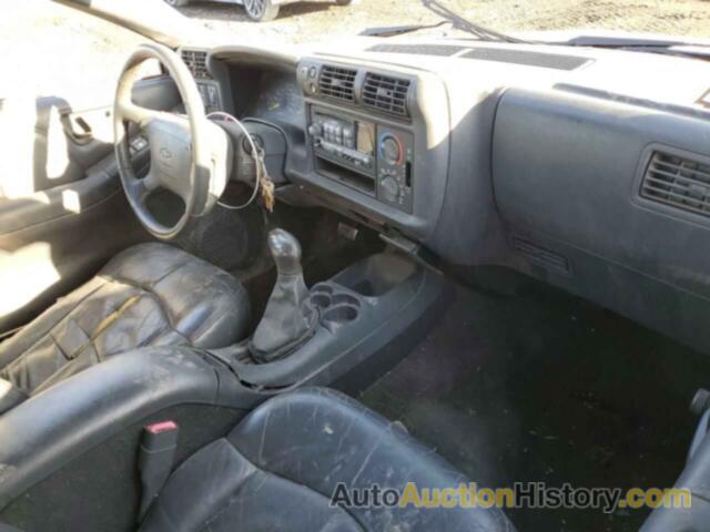 CHEVROLET BLAZER, 1GNDT13W2VK217549