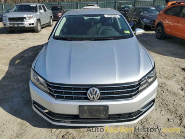 VOLKSWAGEN PASSAT S, 1VWAT7A35HC017784