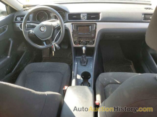 VOLKSWAGEN PASSAT S, 1VWAT7A35HC017784