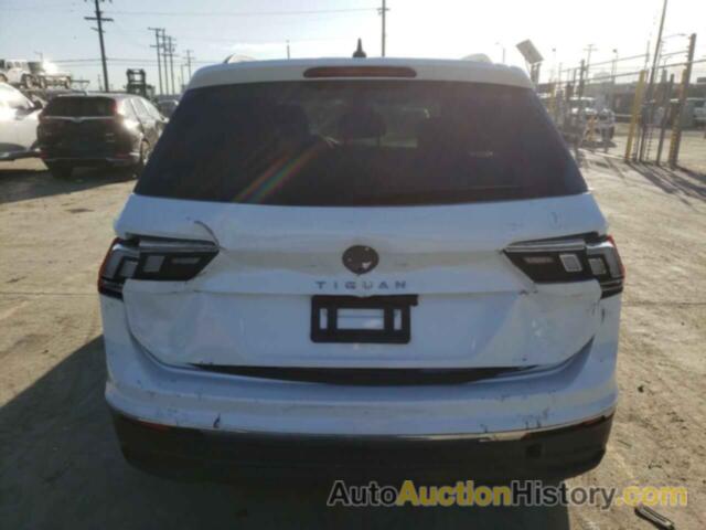 VOLKSWAGEN TIGUAN S, 3VVRB7AX0PM056079